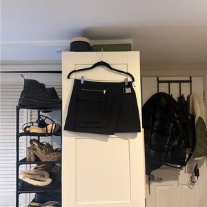 Zara buckle cargo mini skirt